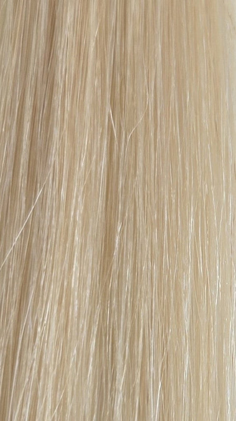 Amazing Hair Extensions 7 Piece Clip in Set 20" #9 Velvet Blonde
